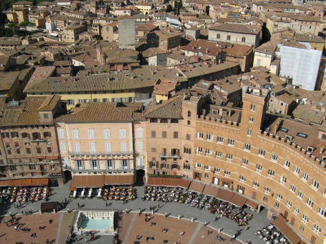 Piazza del Campo in Siena Tuscany
